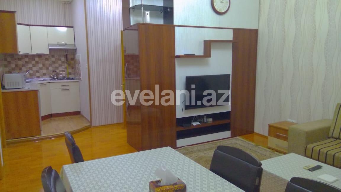 Satılır, köhnə tikili, 3 otaqlı, 63 m², Bakı, Səbail r, Sahil m.