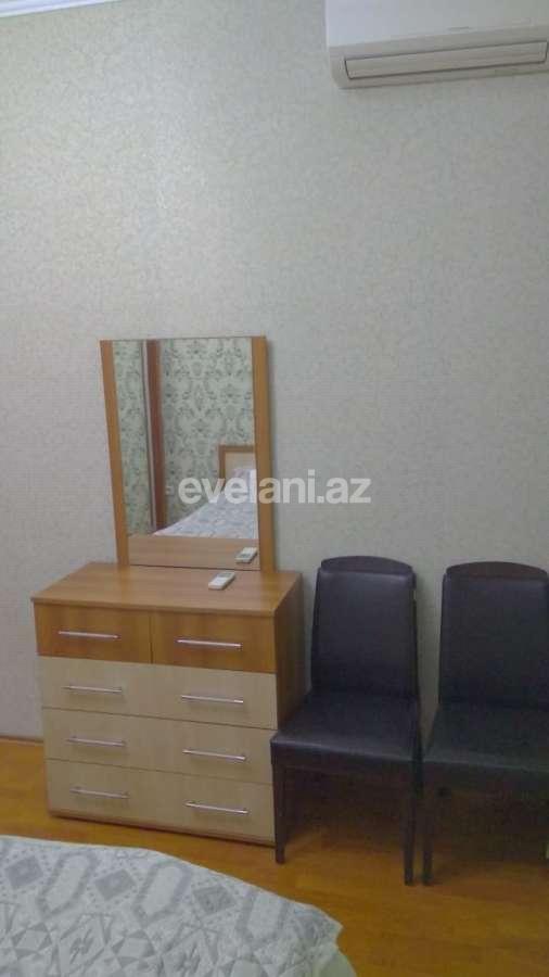 Satılır, köhnə tikili, 3 otaqlı, 63 m², Bakı, Səbail r, Sahil m.