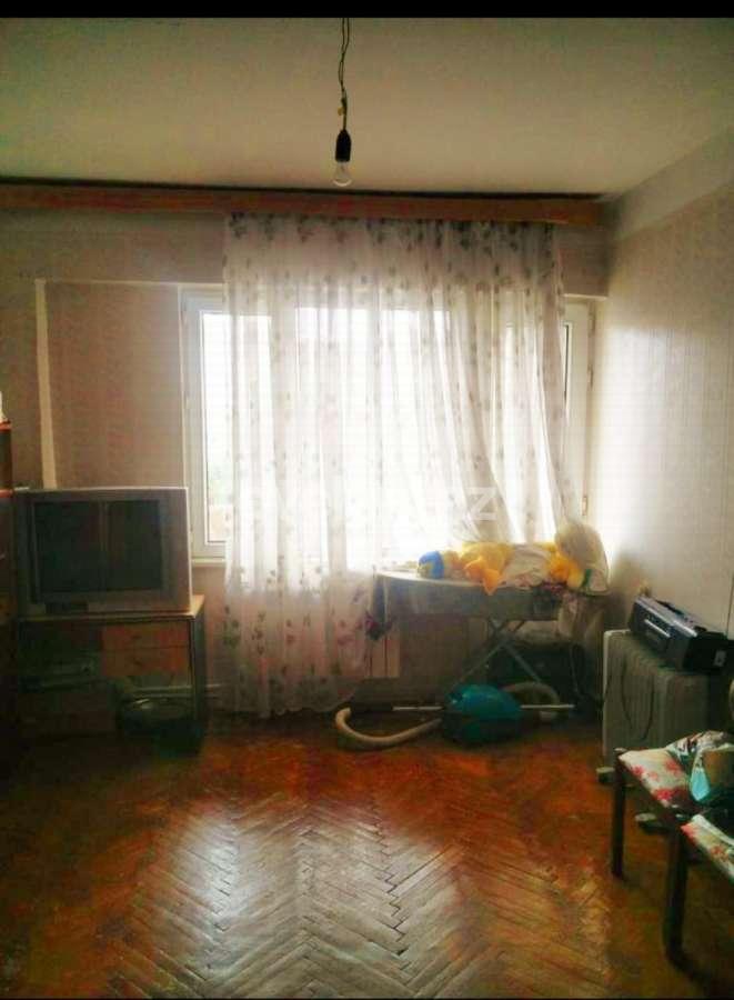 Satılır, köhnə tikili, 3 otaqlı, 85 m², Bakı, Nəsimi r, Gənclik m.