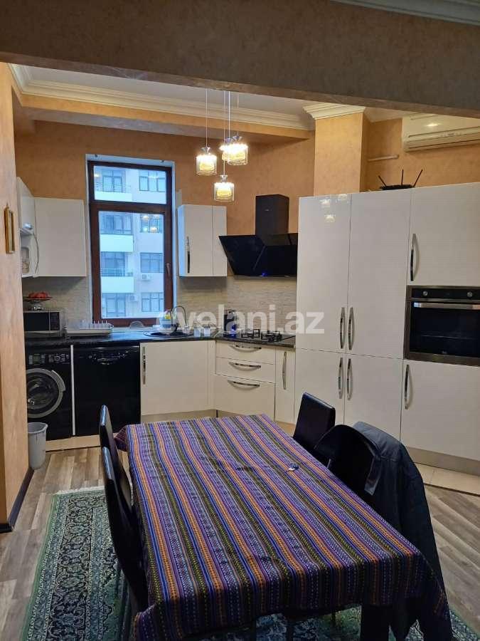 Сдаётся, новостройка, 3-комнаты, 93 m², Баку, Ясамальский r, Элмляр Академиясы m.