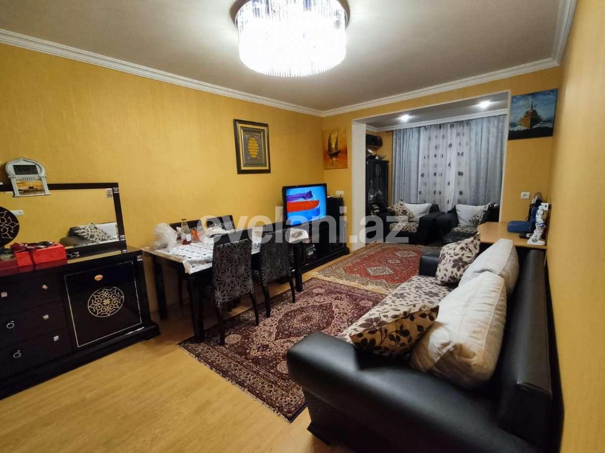 Продаётся, вторичка, 3-комнаты, 70 m², Баку, Ясамальский r, Элмляр Академиясы m.