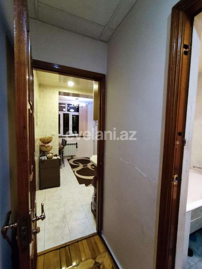 Продаётся, вторичка, 3-комнаты, 70 m², Баку, Ясамальский r, Элмляр Академиясы m.