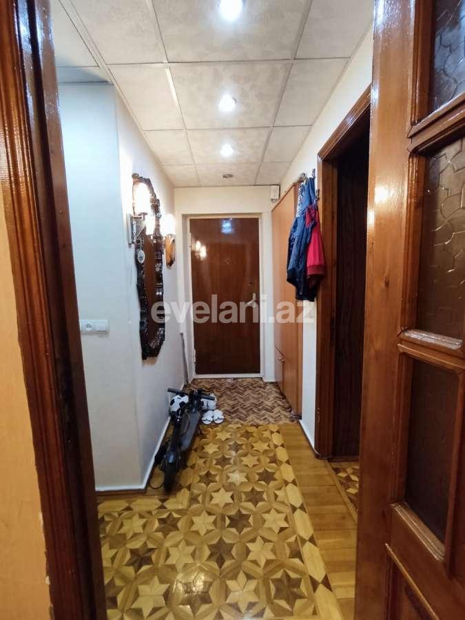 Продаётся, вторичка, 3-комнаты, 70 m², Баку, Ясамальский r, Элмляр Академиясы m.