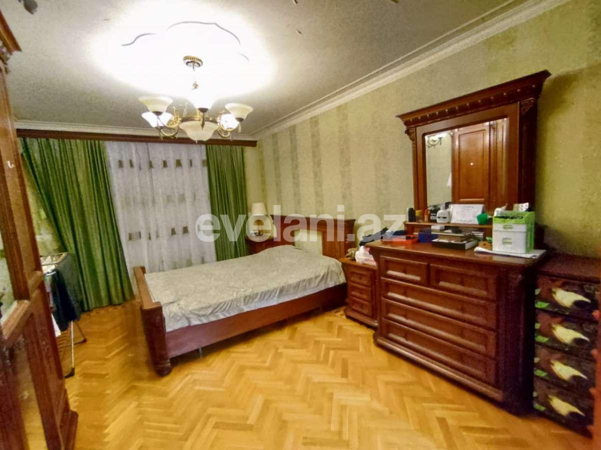 Продаётся, вторичка, 3-комнаты, 70 m², Баку, Ясамальский r, Элмляр Академиясы m.
