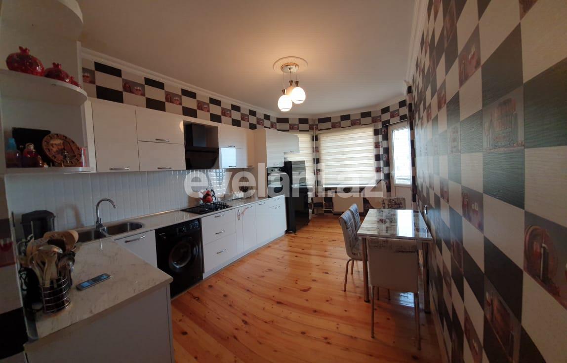 Satılır, yeni tikili, 3 otaqlı, 107 m², Bakı, Nizami r, 8-ci kilometr q, Xalqlar Dostluğu m.