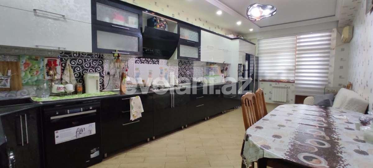 Satılır, yeni tikili, 4 otaqlı, 180 m², Bakı, Nəsimi r, 3-cü mikrorayon q, Memar Əcəmi m.