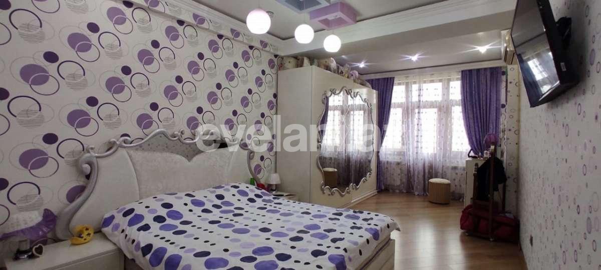 Satılır, yeni tikili, 4 otaqlı, 180 m², Bakı, Nəsimi r, 3-cü mikrorayon q, Memar Əcəmi m.
