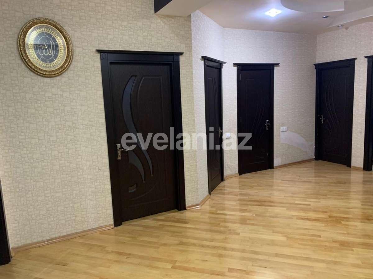 Satılır, yeni tikili, 4 otaqlı, 180 m², Bakı, Binəqədi r, 8-ci mikrorayon q.