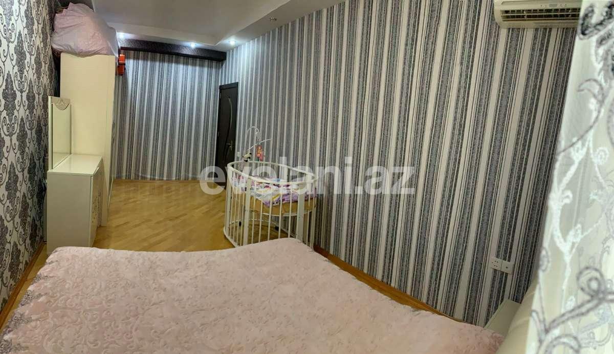 Satılır, yeni tikili, 4 otaqlı, 180 m², Bakı, Binəqədi r, 8-ci mikrorayon q.