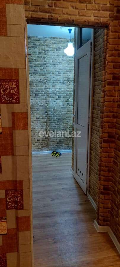 Satılır, köhnə tikili, 2 otaqlı, 37 m², Sumqayıt, 12-ci mikrorayon r.