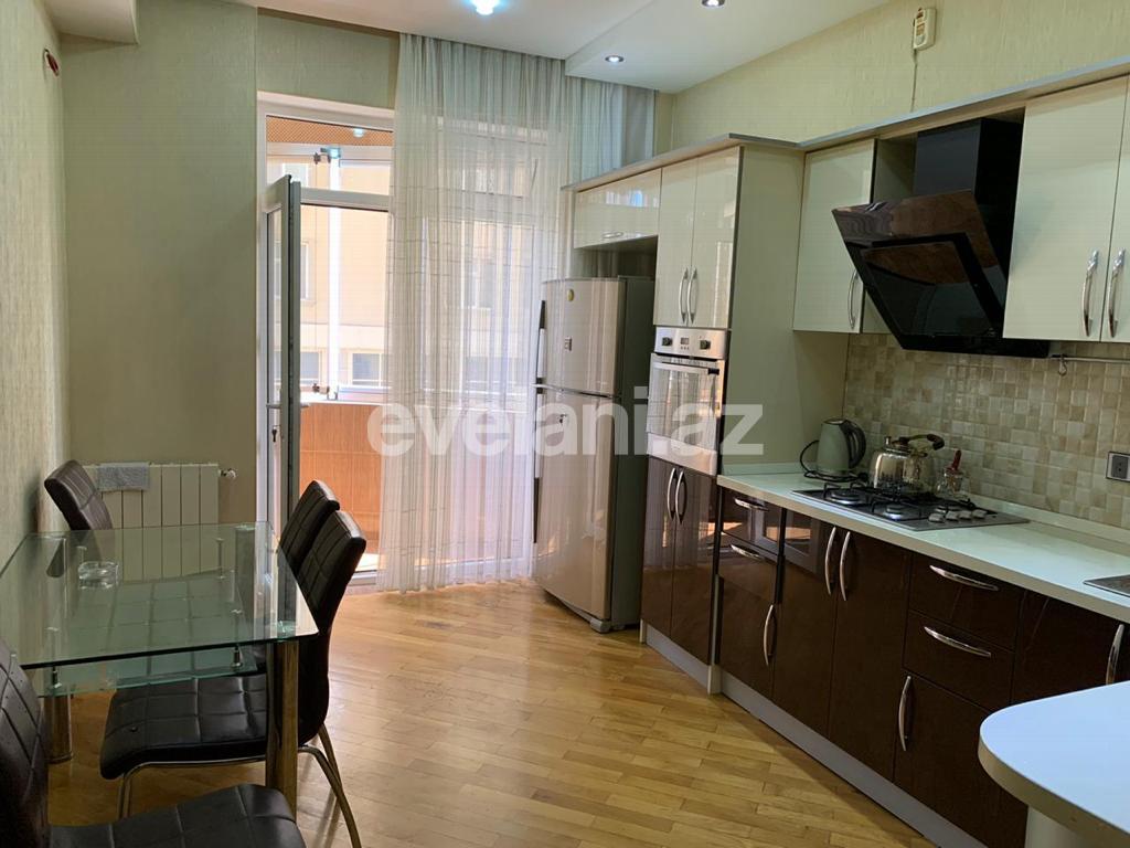 Satılır, yeni tikili, 2 otaqlı, 83 m², Bakı, Xətai r, Şah İsmayıl Xətai m.