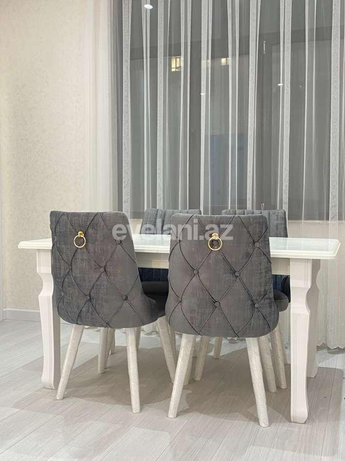 Kirayə verilir, yeni tikili, 2 otaqlı, 70 m², Bakı, Nəsimi r, 4-cü mikrorayon q, Memar Əcəmi m.