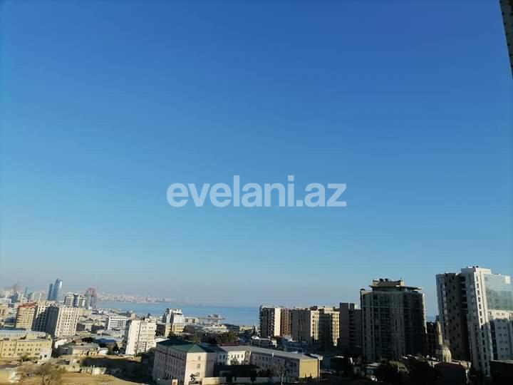 Rent, old building, 3 room, 80 m², Baku, Yasamal r, Icheri Sheher m.