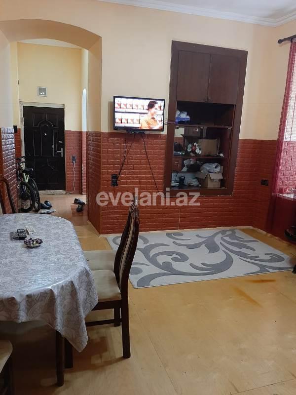 Kirayə verilir, köhnə tikili, 2 otaqlı, 60 m², Bakı, Səbail r, Sahil m.