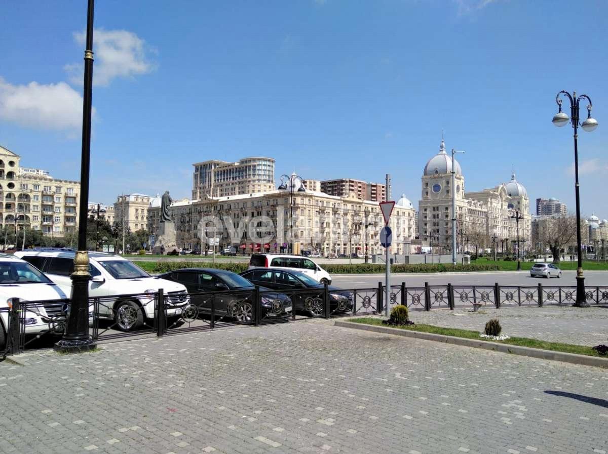 Satılır, köhnə tikili, 3 otaqlı, 100 m², Bakı, Nəsimi r, 28 may m.