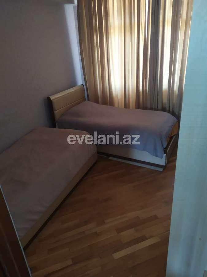 Satılır, köhnə tikili, 4 otaqlı, 90 m², Bakı, Suraxanı r, Zığ q.