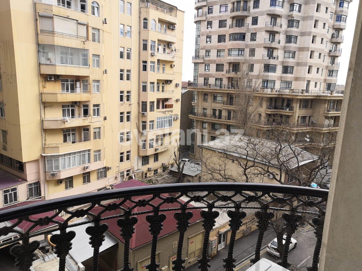 Сдаётся, новостройка, 2-комнаты, 90 m², Баку, Сабаильский r, Ичери Шехер m.