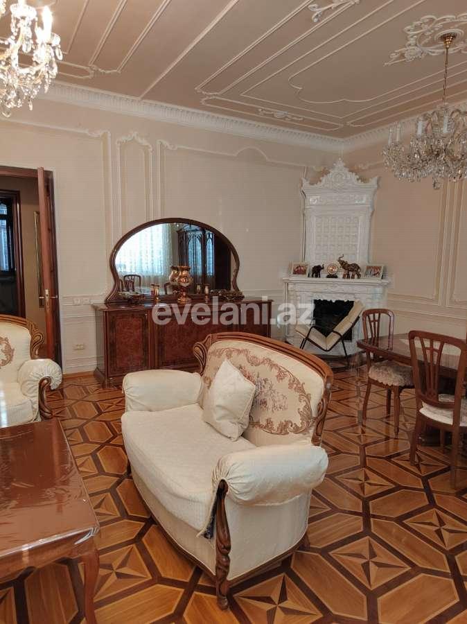 Satılır, köhnə tikili, 5 otaqlı, 140 m², Bakı, Yasamal r, Yasamal q.