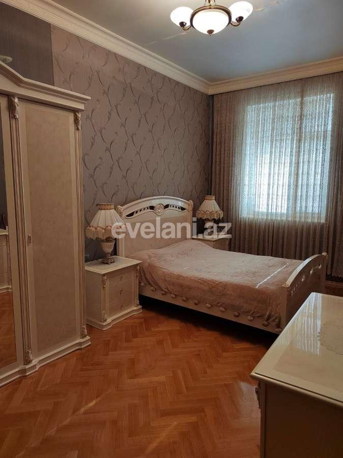 Satılır, köhnə tikili, 5 otaqlı, 140 m², Bakı, Yasamal r, Yasamal q.