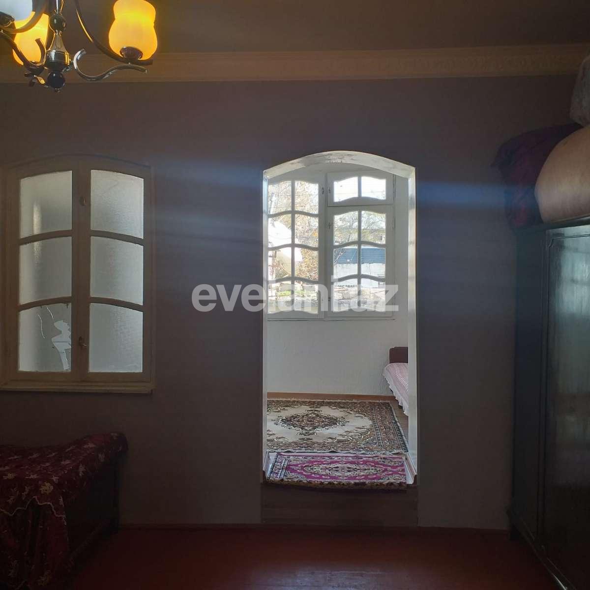Kirayə verilir, köhnə tikili, 3 otaqlı, 80 m², Bakı, Yasamal r, İnşaatçılar m.