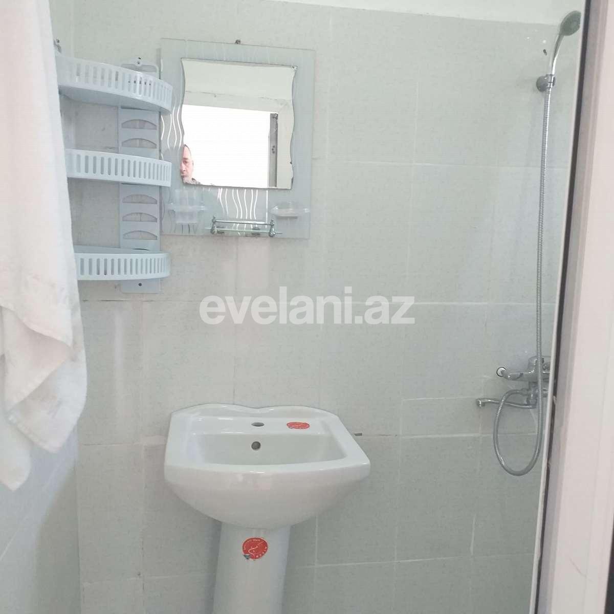 Kirayə verilir, köhnə tikili, 3 otaqlı, 80 m², Bakı, Yasamal r, İnşaatçılar m.