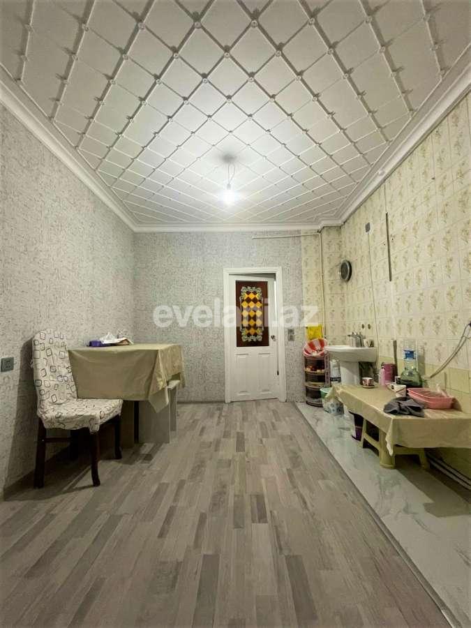 Sale, old building, 4 room, 100 m², Baku, Surakhani r, Gunashli d.