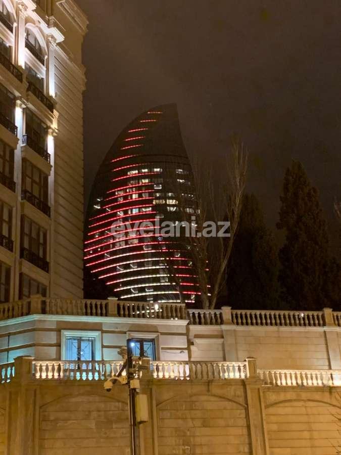 Rent, old building, 2 room, 108 m², Baku, Sabail r, Icheri Sheher m.