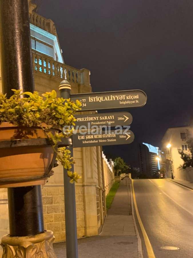 Rent, old building, 2 room, 108 m², Baku, Sabail r, Icheri Sheher m.