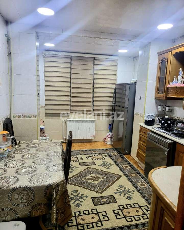 Satılır, köhnə tikili, 4 otaqlı, 110 m², Bakı, Xətai r, Həzi Aslanov q, Həzi Aslanov m.