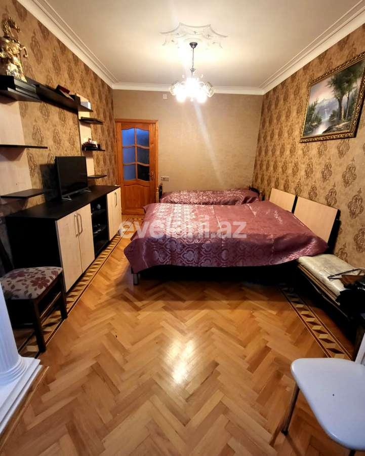Satılır, köhnə tikili, 4 otaqlı, 110 m², Bakı, Xətai r, Həzi Aslanov q, Həzi Aslanov m.
