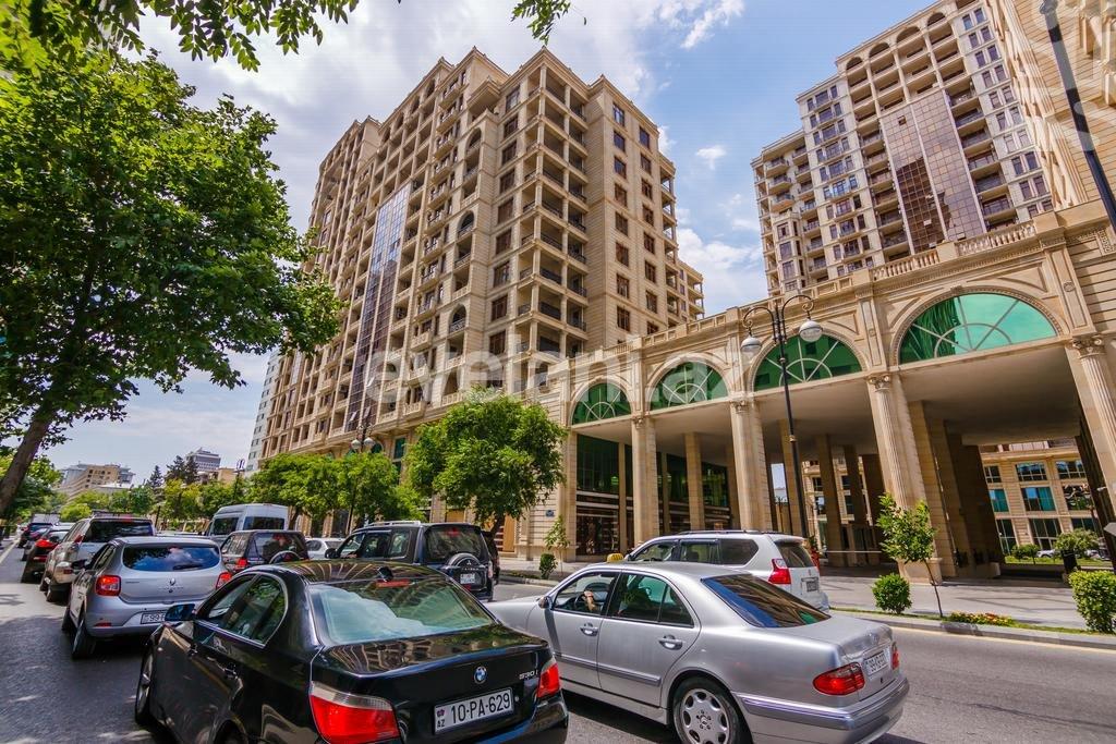 Satılır, yeni tikili, 4 otaqlı, 198 m², Bakı, Nəsimi r.