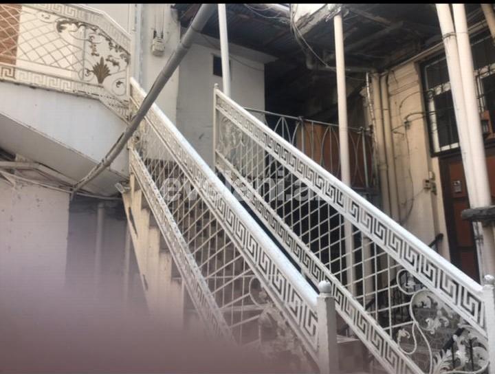 Sale, old building, 2 room, 35 m², Baku, Nasimi r, 28 may m.