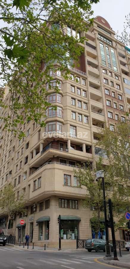 Satılır, yeni tikili, 5 otaqlı, 300 m², Bakı, Nəsimi r, 28 may m.