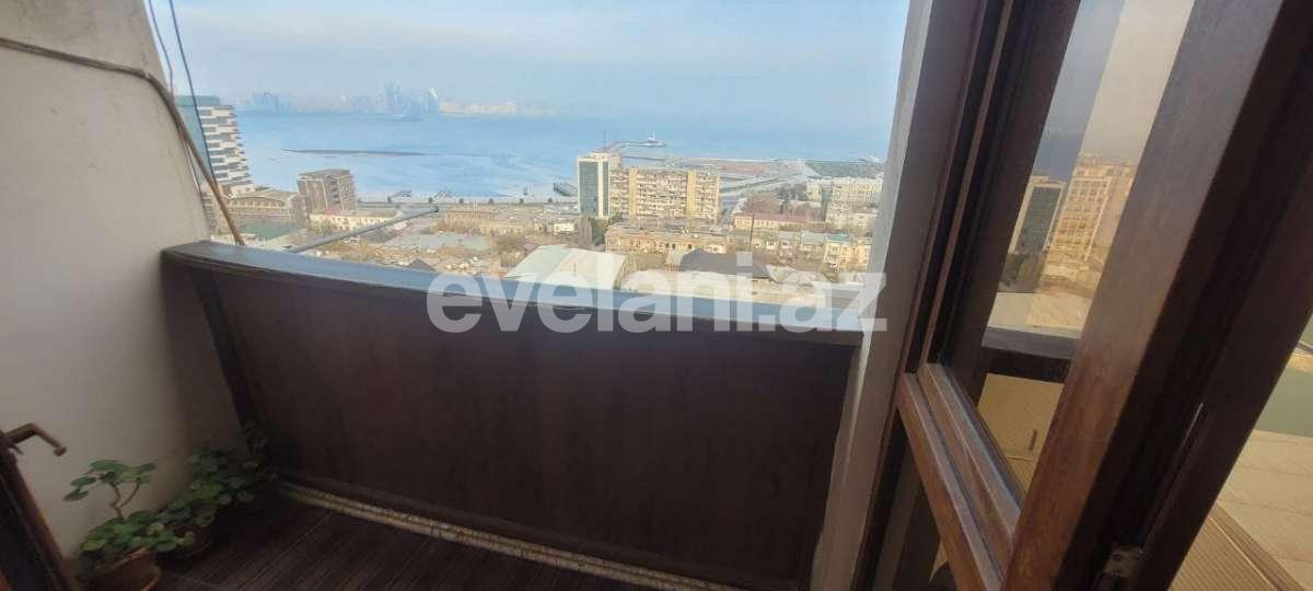 Satılır, köhnə tikili, 3 otaqlı, 85 m², Bakı, Səbail r, Bayıl q.