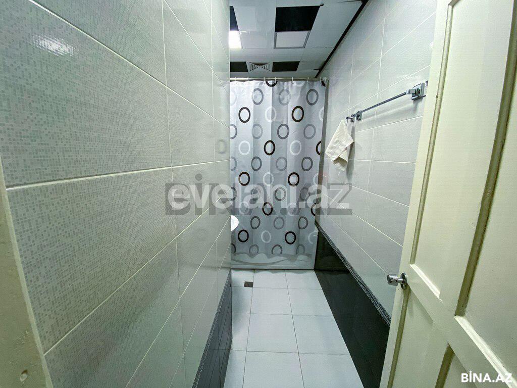 Satılır, köhnə tikili, 2 otaqlı, 71 m², Bakı, Nəsimi r, 28 may m.