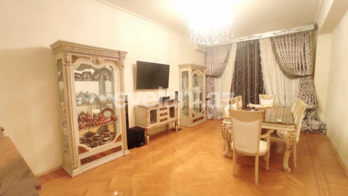 Satılır, yeni tikili, 3 otaqlı, 152 m², Bakı, Yasamal r, Memar Əcəmi m.