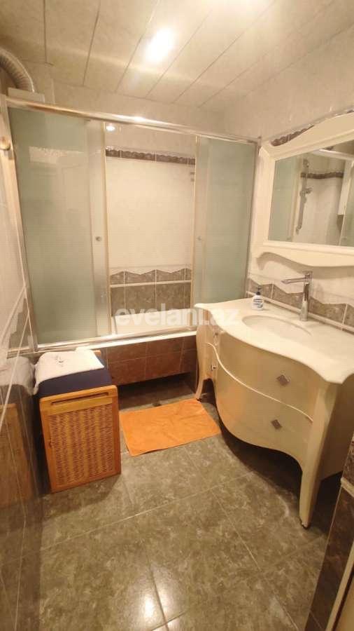 Satılır, yeni tikili, 3 otaqlı, 152 m², Bakı, Yasamal r, Memar Əcəmi m.