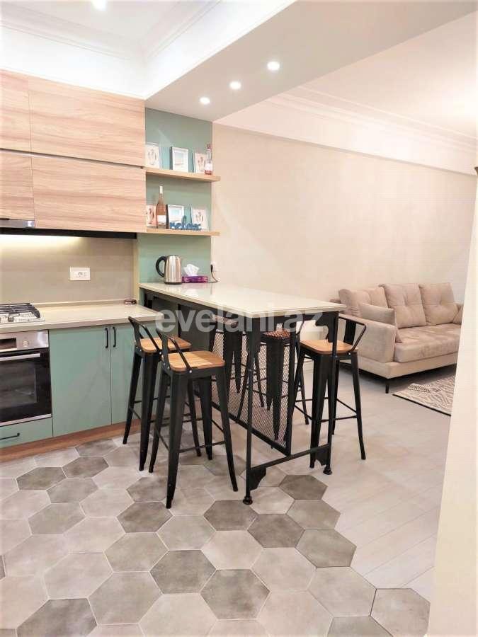 Satılır, yeni tikili, 3 otaqlı, 100 m², Bakı, Xətai r, Həzi Aslanov q, Həzi Aslanov m.