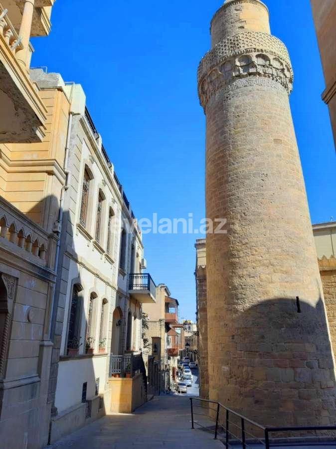 Kirayə verilir, köhnə tikili, 2 otaqlı, 50 m², Bakı, Səbail r, İçəri Şəhər m.