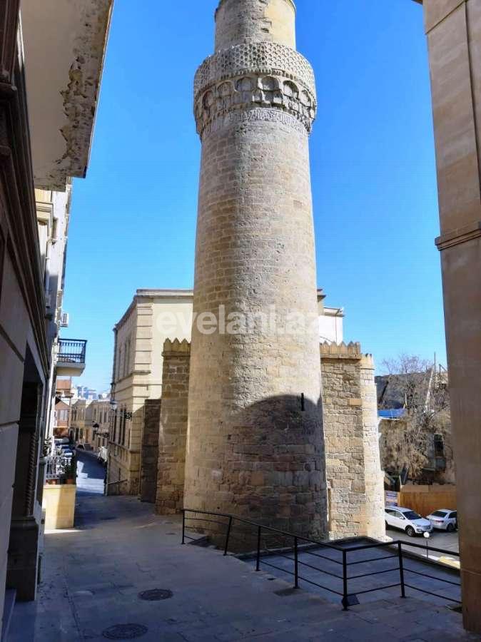 Kirayə verilir, köhnə tikili, 2 otaqlı, 50 m², Bakı, Səbail r, İçəri Şəhər m.