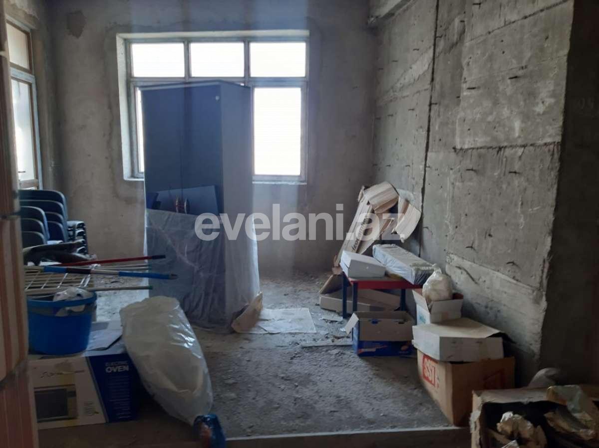 Satılır, yeni tikili, 3 otaqlı, 136 m², Bakı, Yasamal r, Elmlər Akademiyası m.