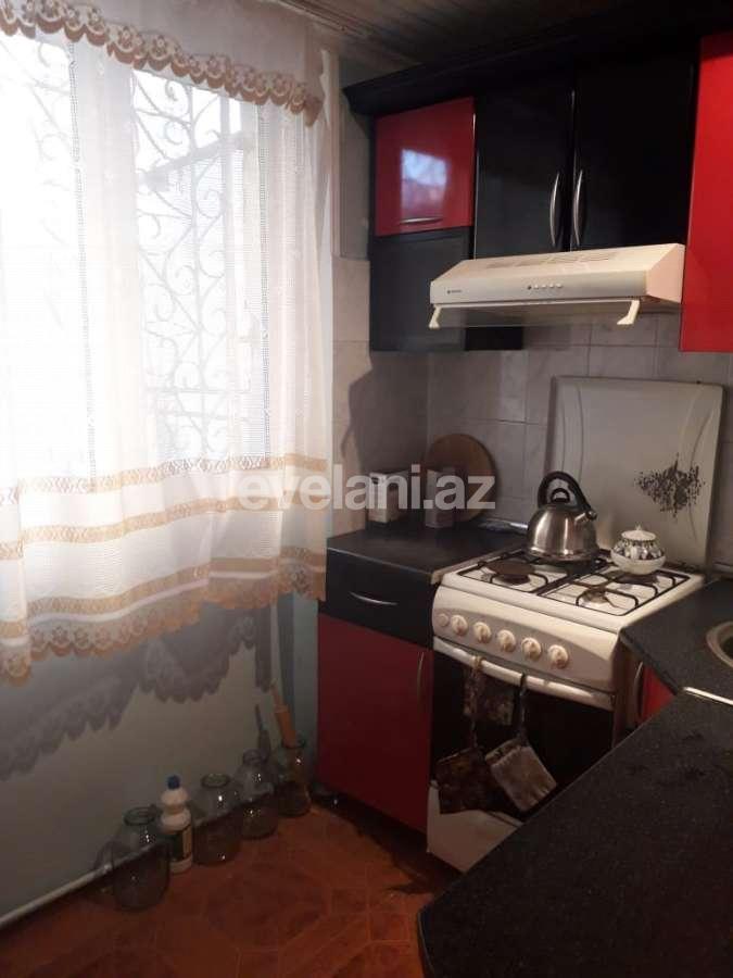 Kirayə verilir, köhnə tikili, 2 otaqlı, 55 m², Bakı, Yasamal r, İnşaatçılar m.