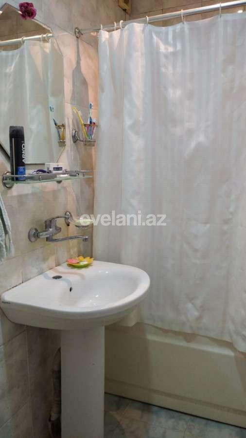 Satılır, köhnə tikili, 3 otaqlı, 85 m², Bakı, Binəqədi r, Azadlıq prospekti m.