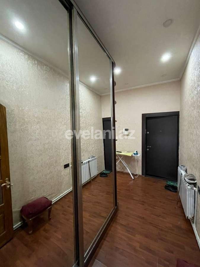 Satılır, köhnə tikili, 4 otaqlı, 150 m², Bakı, Səbail r, Sahil m.