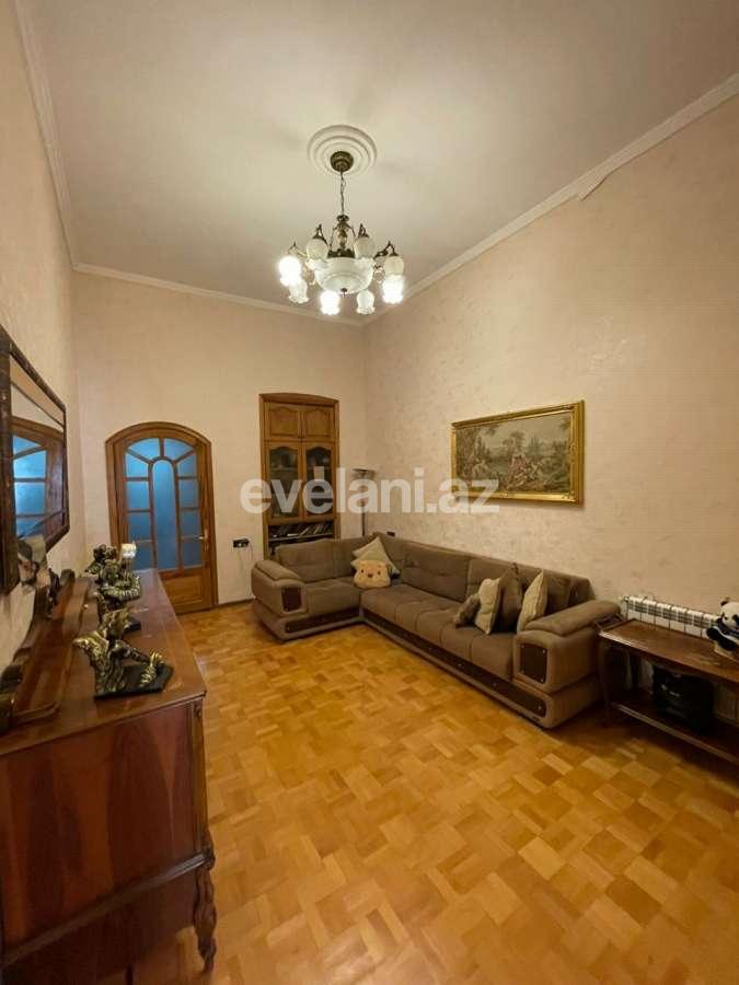 Satılır, köhnə tikili, 4 otaqlı, 150 m², Bakı, Səbail r, Sahil m.