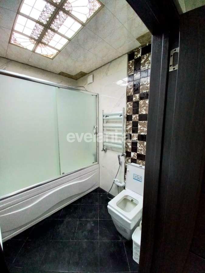 Satılır, yeni tikili, 3 otaqlı, 122 m², Bakı, Nizami r, Qara Qarayev m.