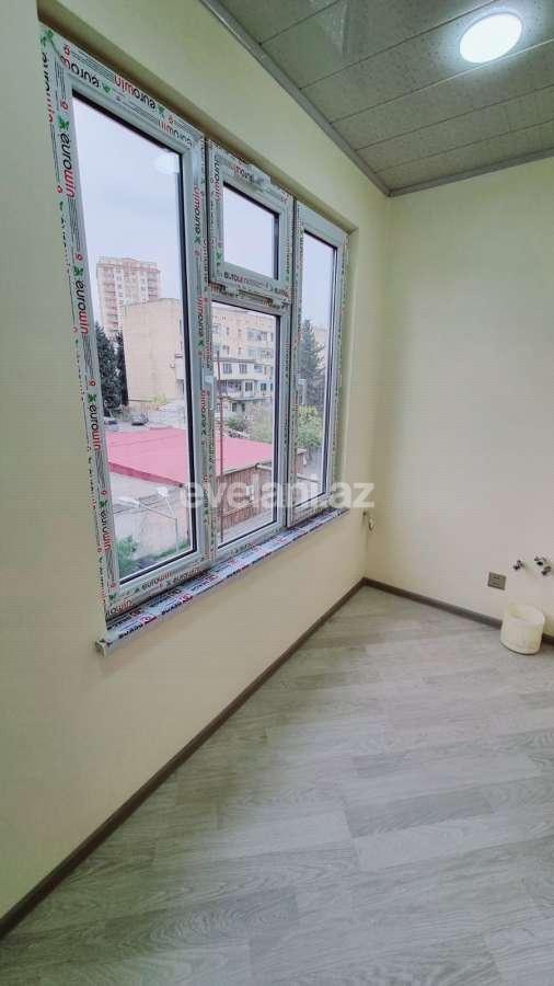 Satılır, köhnə tikili, 3 otaqlı, 50 m², Bakı, Binəqədi r, Azadlıq prospekti m.