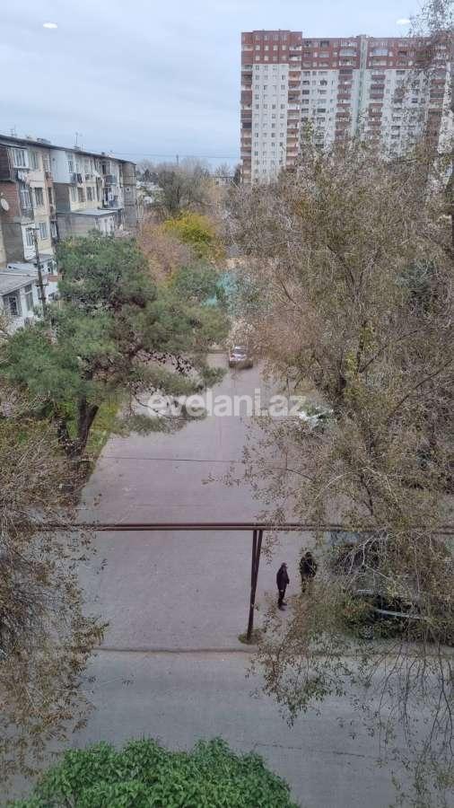 Satılır, köhnə tikili, 3 otaqlı, 50 m², Bakı, Binəqədi r, Azadlıq prospekti m.