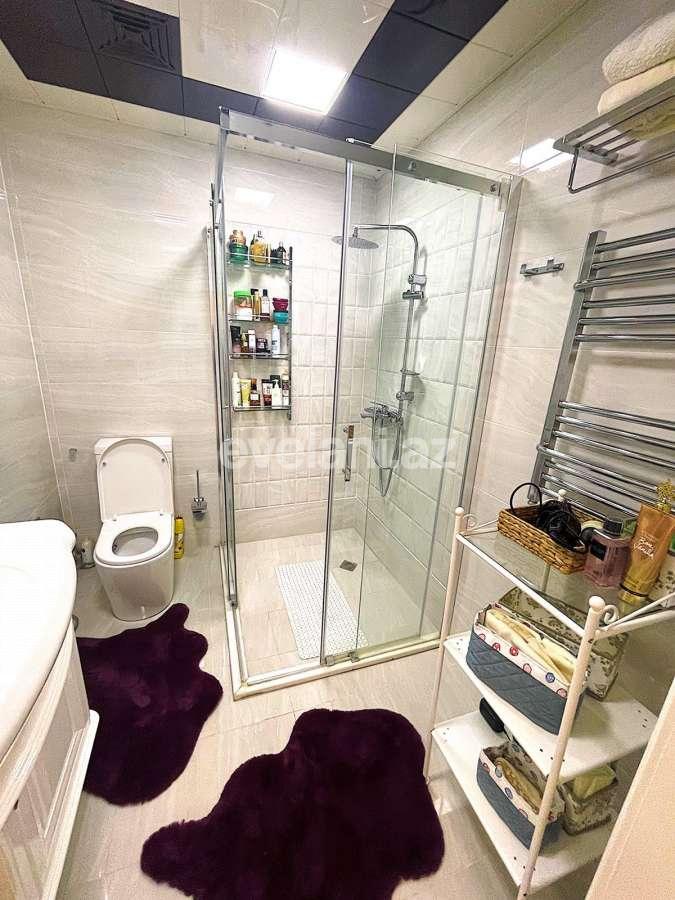 Satılır, yeni tikili, 3 otaqlı, 120 m², Bakı, Binəqədi r, 8-ci mikrorayon q, Azadlıq prospekti m.