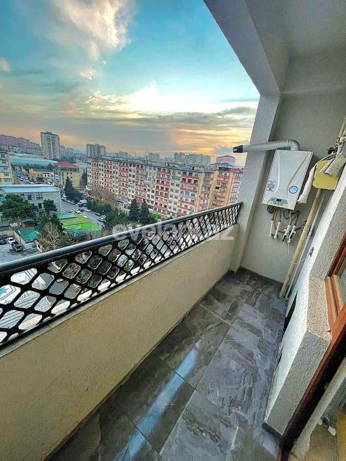 Satılır, yeni tikili, 3 otaqlı, 120 m², Bakı, Binəqədi r, 8-ci mikrorayon q, Azadlıq prospekti m.